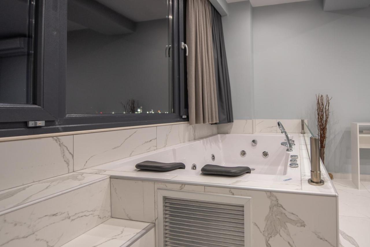 Sea & City Luxury Suite Thessaloníki Eksteriør billede